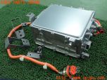 3UPJ=27220581]アウトランダーPHEV(GG2W)前期 純正 W005T70171 DC/DCコンバーター 中古_s2