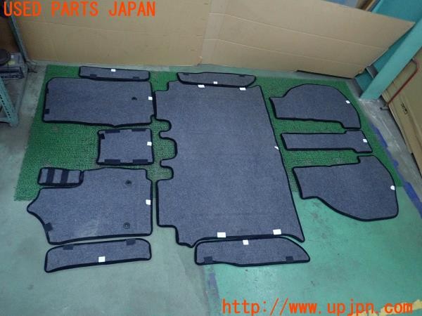 3UPJ=27250629]アルファード(AGH30W)社外 フロアマット 8人乗り用 中古_m4