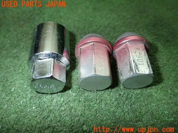 3UPJ=27390968]スイフト スポーツ(ZC31S)後期 社外 ホイールロックナット M12×P1.25 中古_m4