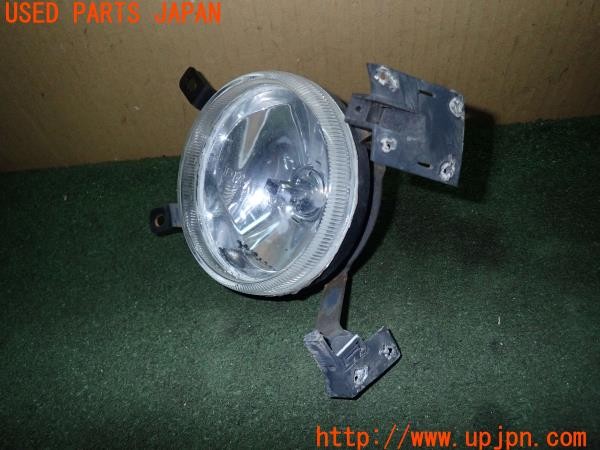 3UPJ=27530558]ランサーエボリューション6 GSR(CP9A)純正 PIAA ピア 左フォグランプ 中古_m1