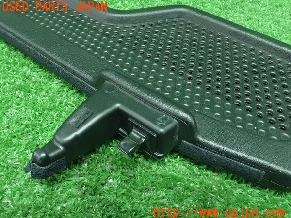 3UPJ=27610602]ロードスター(ND5RC)前期 純正 ウインドディフレクター 中古_m3