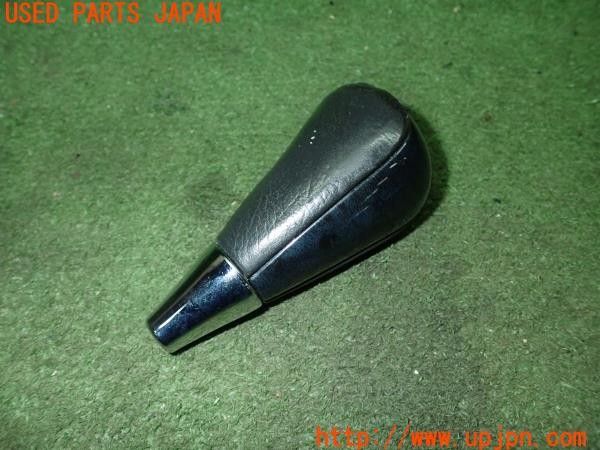 3UPJ=27720614]ハイエースバン 200系(KDH205V 1型)社外 シフトノブ 中古_m0