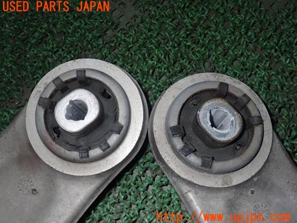 3UPJ=27840429]ルノー メガーヌ R.S.(ルノー・スポール)(DZF4R)純正 545000010R 545010011R フロントロアアーム スタビリンク付き 中古_m3