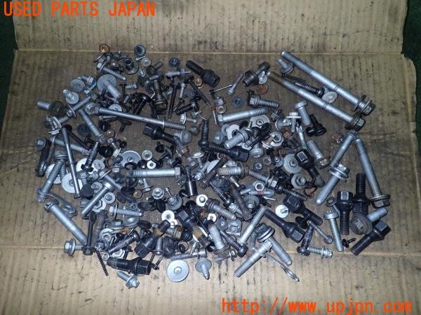 3UPJ=27860720]BMW M3 クーペ(WD40 E92)前期 ネジ・ナット・ステー類 セット ジャンク_m0