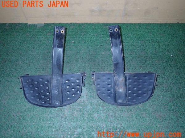 3UPJ=27900025]三菱ジープ(J55)純正 サイドステップ 中古_m3