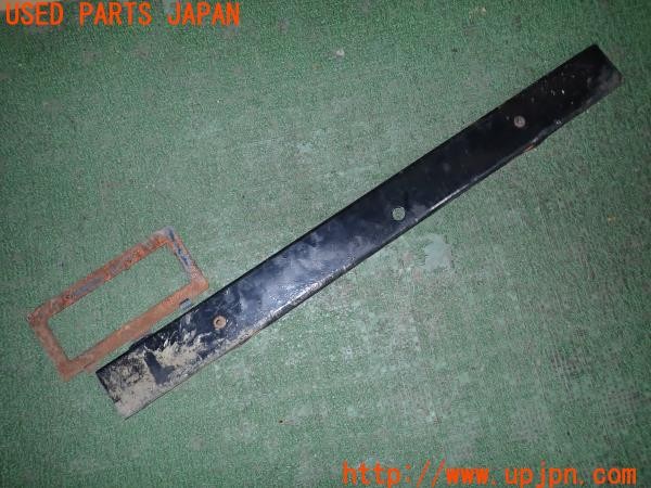 3UPJ=27900048]三菱ジープ(J55)社外 フロントバンパー 中古_m0