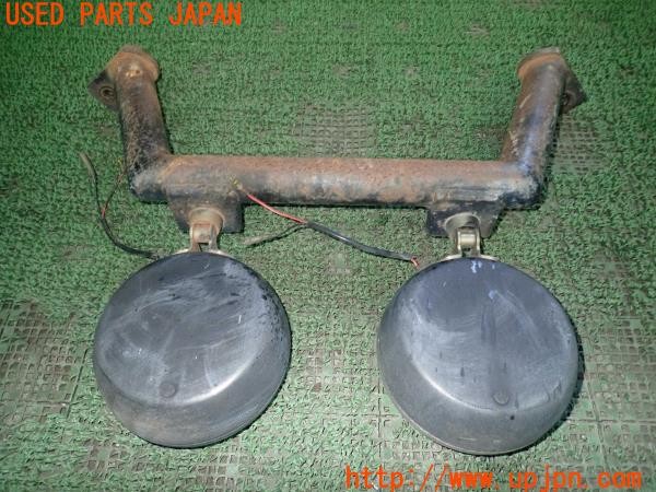 3UPJ=27940558]ジープ(J55(改))CIBIE シビエ フォグランプ ステー付き 中古_m2