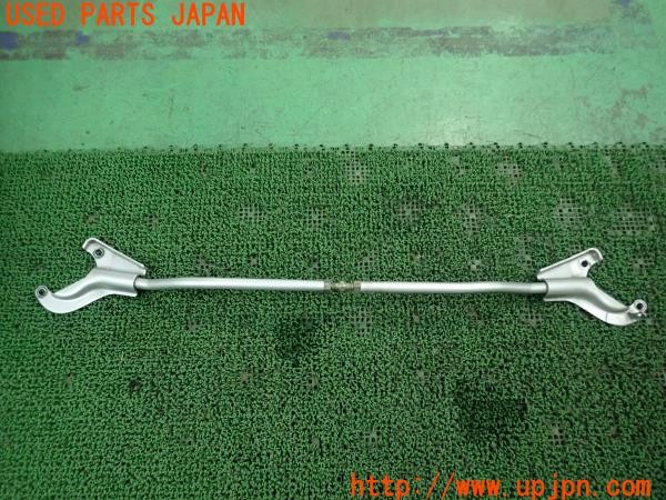3UPJ=27980705]スカイライン 25GT-X(ER34)前期 純正? フロントタワーバー 中古_m0