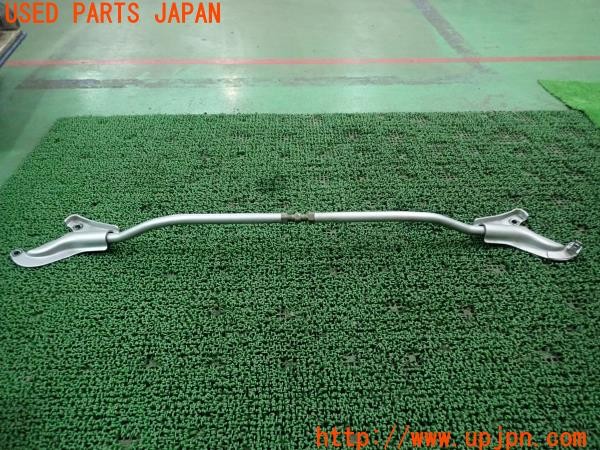 3UPJ=27980705]スカイライン 25GT-X(ER34)前期 純正? フロントタワーバー 中古_m1