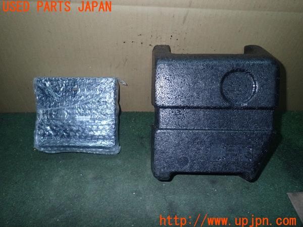 3UPJ=28000625]BMW M4 クーペ(3C30 F82)純正 6 792 688 パンク修理キット ホルダー コンプレッサー 中古_m1