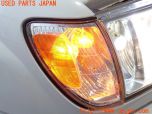 3UPJ=28010523]ランクル100(UZJ100W)前期 純正 コーナーランプ 中古_s4