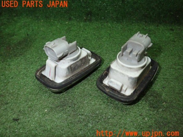 3UPJ=28010530]ランクル100(UZJ100W)前期 DEPO デポ 01-212-1410N-Y サイドマーカー 中古_m2