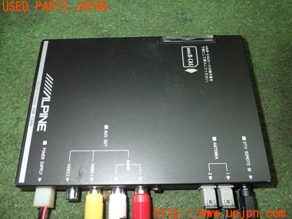 3UPJ=28010578]ランクル100(UZJ100W)前期 ALPINE アルパイン TUE-T340 地デジチューナー 中古_m2