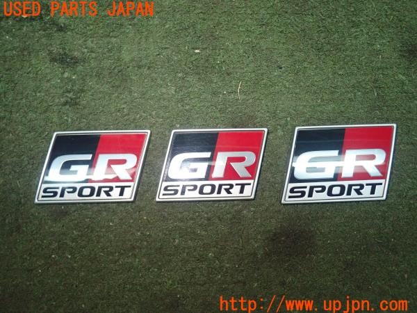 3UPJ=28030008]86(BRZ)GRスポーツ(ZN6 G型)純正 エンブレム フェンダー トランク 中古_m0