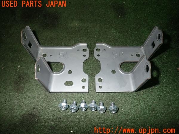 3UPJ=28040604]ハリアー(ZSU60W)KANANET UA-Y58D オーディオ取付キット 純正オーディオブラケット付き 中古_m2