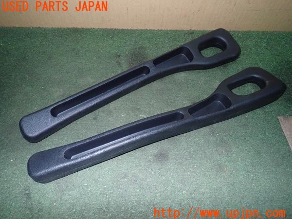 3UPJ=28040619]ハリアー(ZSU60W)社外シート隙間パッド サイド小物入れ プロテクター 中古_m0