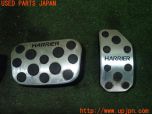 3UPJ=28040630]ハリアー(ZSU60W)社外 ペダルカバー 中古_s2