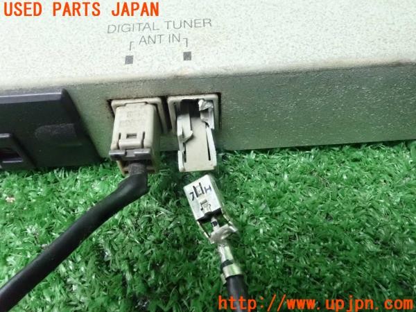 3UPJ=28090578]ハイエースバン 200系(KDH201V 2型)Panasonic パナソニック 地デジチューナー YEP0FX14051 中古_m3