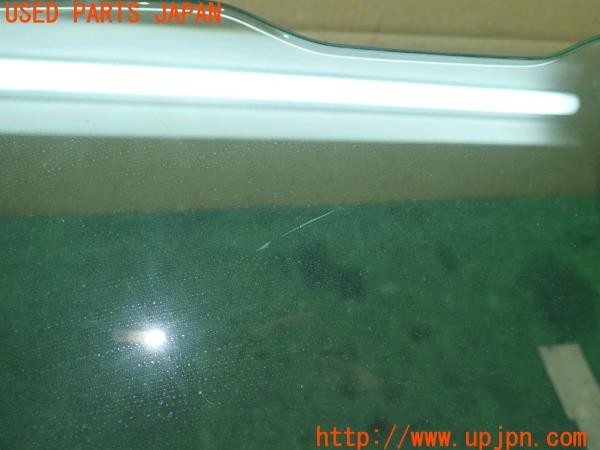 3UPJ=28100602]アルファロメオ スパイダー(93922S)純正 ウィンドディフレクター 中古_m2