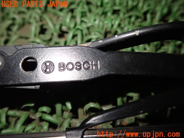 3UPJ=28170001]アルファロメオ スパイダー(115)BOSCH ボッシュ フロントワイパーアーム 中古_m3