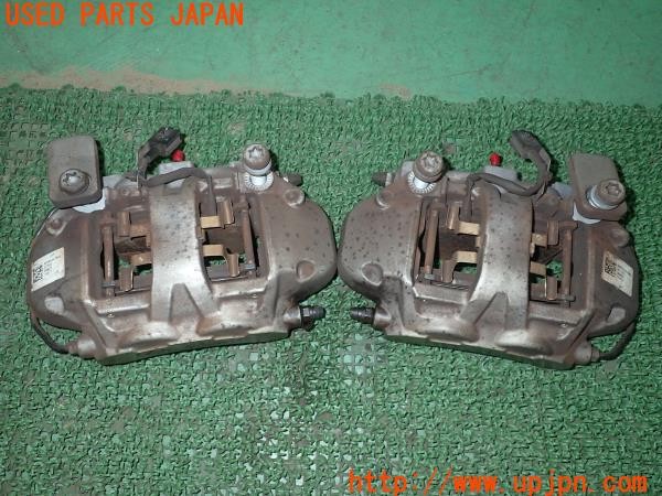 3UPJ=28210301]アルファロメオ ジュリア(95220)純正 brembo ブレンボ フロント キャリパー 中古_m2