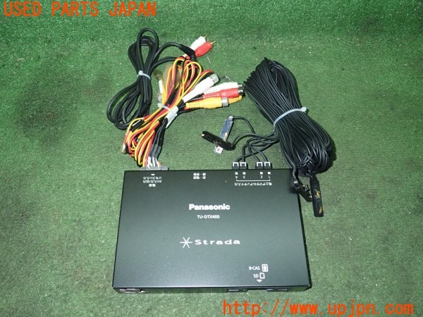 3UPJ=28230578]BMW 650i カブリオレ(EK48 E64)後期 Panasonic Strada パナソニック ストラーダ TU-DTX400 地デジチューナー 中古_m0