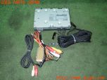 3UPJ=28230578]BMW 650i カブリオレ(EK48 E64)後期 Panasonic Strada パナソニック ストラーダ TU-DTX400 地デジチューナー 中古_s1