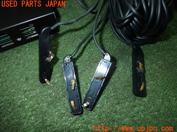 3UPJ=28230578]BMW 650i カブリオレ(EK48 E64)後期 Panasonic Strada パナソニック ストラーダ TU-DTX400 地デジチューナー 中古_m4