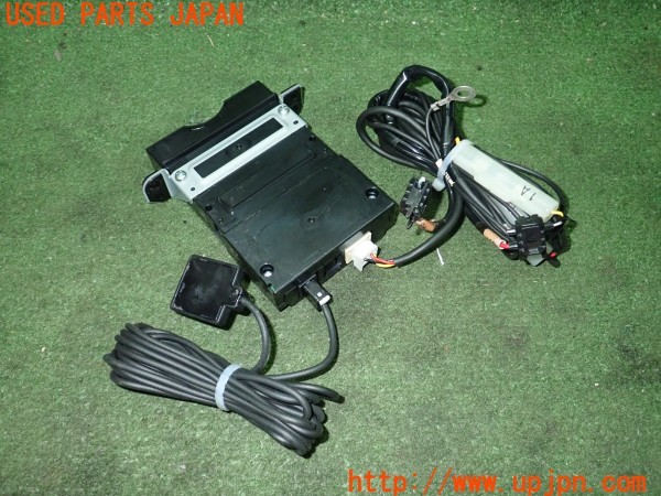 3UPJ=28260503]ハリアー エレガンス(ZSU65W)純正ビルトイン 08686-00360 ETC車載器 中古_m1