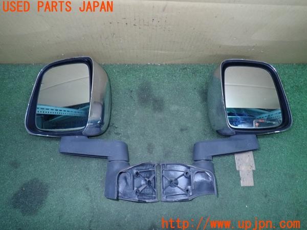 3UPJ=28280036]ジープ ラングラー(TJ40S)純正 ドアミラー メッキカバー付き 中古_m0