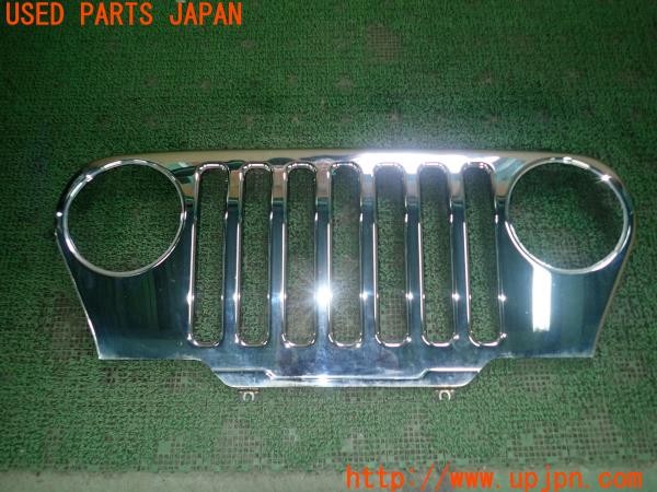 3UPJ=28280047]ジープ ラングラー(TJ40S)社外 フロントグリル フェイスパネル 中古_m0