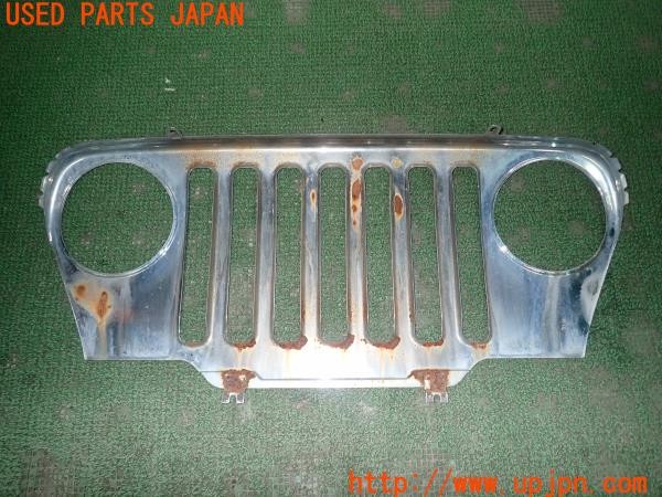3UPJ=28280047]ジープ ラングラー(TJ40S)社外 フロントグリル フェイスパネル 中古_m1