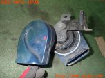 3UPJ=28280563]ジープ ラングラー(TJ40S)Mitsuba ミツバ ホーン AEROSPIRALⅡMBH-2E15 MBL-2E16 ホーン クラクション 中古_s2