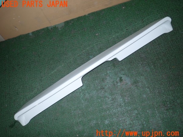 3UPJ=28300057]ハイエースバン 200系(TRH200V 3型)社外 リアルーフスポイラー 中古_m0