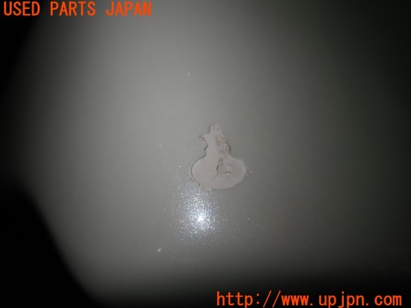 3UPJ=28300057]ハイエースバン 200系(TRH200V 3型)社外 リアルーフスポイラー 中古_m4