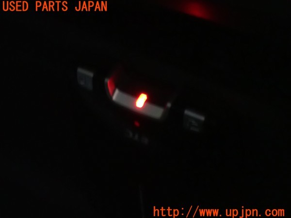 3UPJ=28300503]ハイエースバン 200系(TRH200V 3型)三菱重工業 ミツビシ MOBE-500 ETC車載器 中古_m4