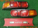 3UPJ=28360012]MR2(SW20)後期 純正 テールランプ ガーニッシュ セット 中古_s0