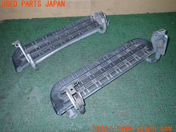 3UPJ=28440025]デリカスペースギア(PD6W)後期 純正 MR335014 サイドステップ 中古_m1