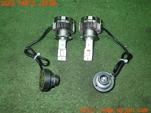 3UPJ=28450505]セルシオ(UCF31)後期 社外 LEDバルブ ヘッドライト D2S D2R 35W 中古_m0