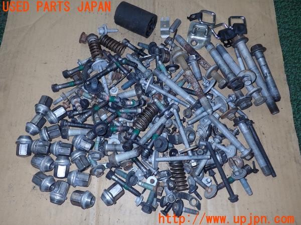3UPJ=28460720]ジープ グランドチェロキー(WK36)ネジ・ナット・ステー類 セット ジャンク_m0