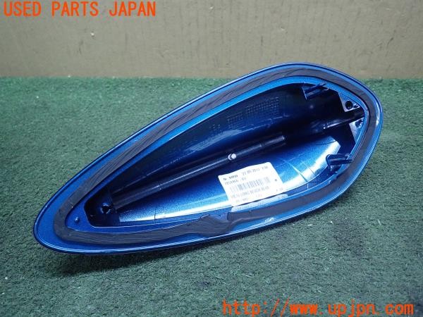 3UPJ=28480003]BMW M2 クーペ(1H30G F87)純正 7854466-03 ドルフィンアンテナ 社外 カーボン調カバー付き 中古_m4