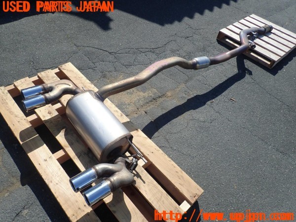 3UPJ=28480152]BMW M2 クーペ(1H30G F87)純正 マフラー 中古 【引取限定】_m1