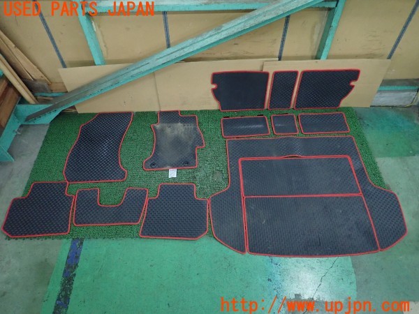 3UPJ=28520629]レヴォーグ 2.0 STI Sport EyeSight(VMG)後期 ARTIGIANO アルティジャーノ フロアマット ロングラゲッジマット付き 中古_m0