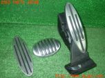 3UPJ=28540630]BMW ミニ(MINI)クーパーSD(XN20 F56)純正オプション? ペダルセット アクセルペダル カバー ステンレス 中古_s0