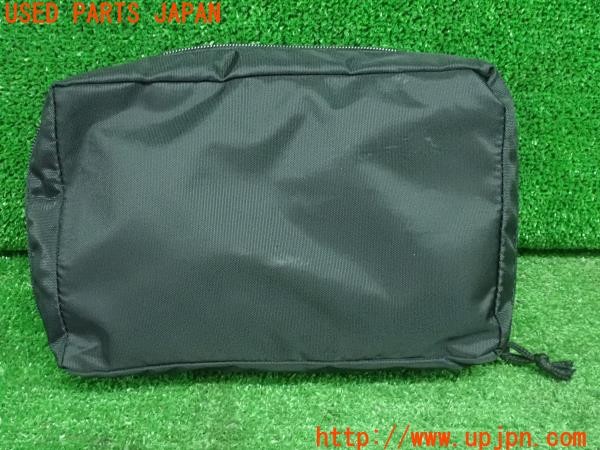 3UPJ=28560001]ベンツ GLA250 4MATIC(156946 X156系)純正 ファーストエイドキット ケース・ハサミのみ 中古_m1