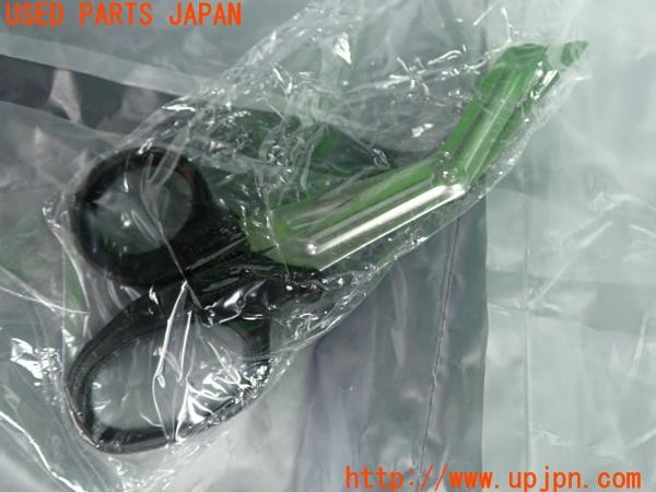 3UPJ=28560001]ベンツ GLA250 4MATIC(156946 X156系)純正 ファーストエイドキット ケース・ハサミのみ 中古_m3