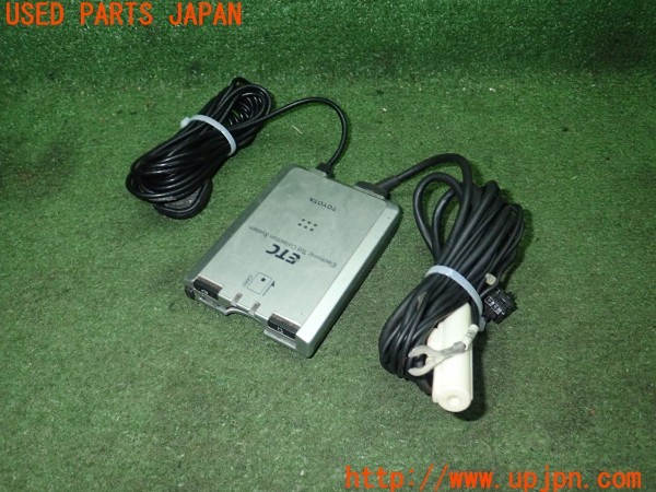 3UPJ=28600503]ハイラックスサーフ(VZN130G)純正 08686-00260 ETC車載器 中古_m0