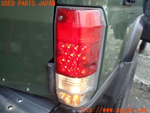 3UPJ=28620547]ランクルプラド(KZJ78W)後期 DEPO デポ 01-212-1974R-R テールランプ 中古_m4