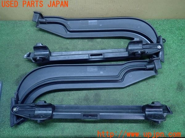 3UPJ=28630013]ジープ ラングラー(TJ40S)純正 ウィンドシールドヘッダーチャンネル 中古_m4