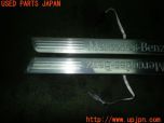 3UPJ=28700616]ベンツ B200 d(247012 W247)純正 A1776809905 スカッフプレート 中古_s1